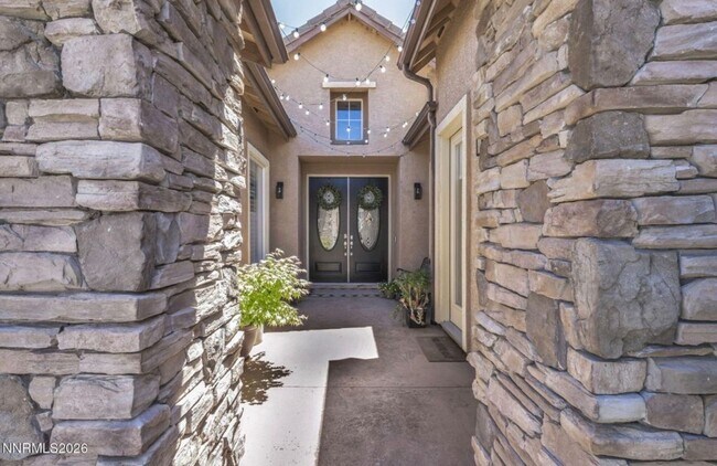 Building Photo - 1658 Bridgeview Ct