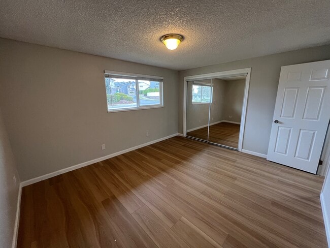 Building Photo - 3100 Juanipero Way