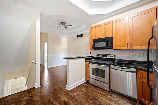 Building Photo - 1315 N 19th St