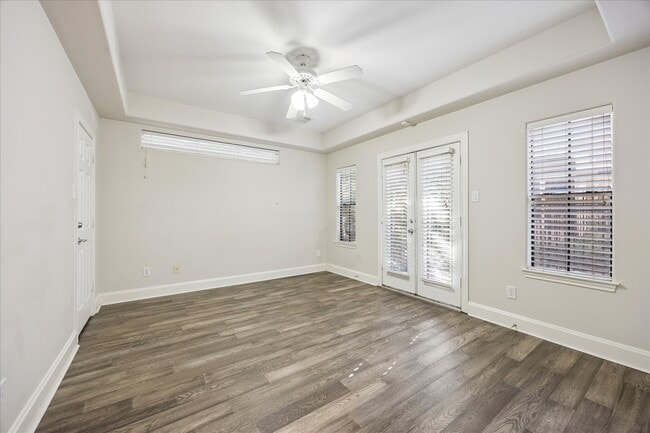 Building Photo - 2422 Dorrington St