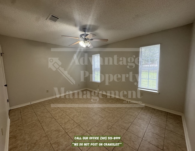 Building Photo - 8 Sagebrush