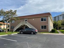 Building Photo - 12 NE 19th Ct
