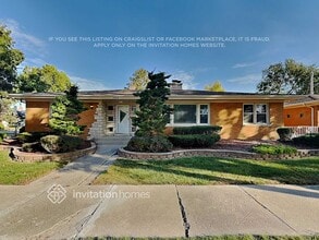 Building Photo - 10020 Kent St