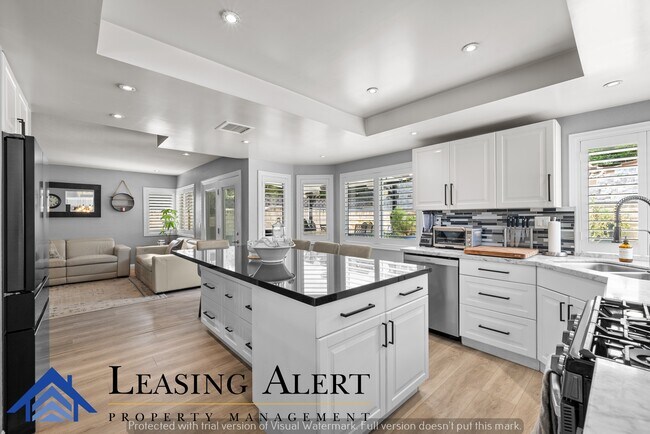 Building Photo - 27597 Artine Dr