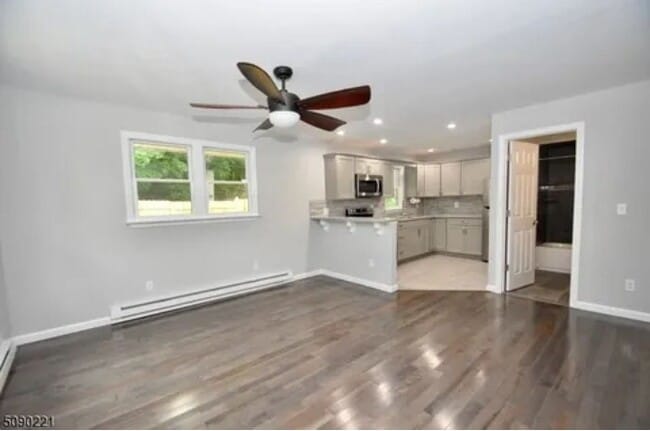 Building Photo - 17 Rockawack Ave