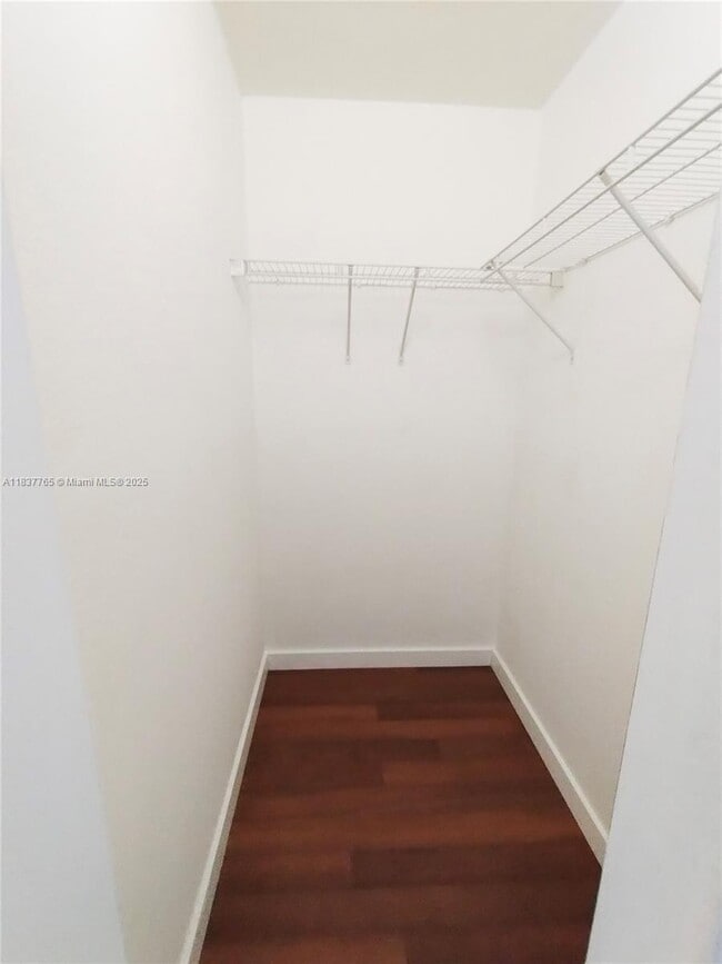 Building Photo - 3603 Shoma Dr