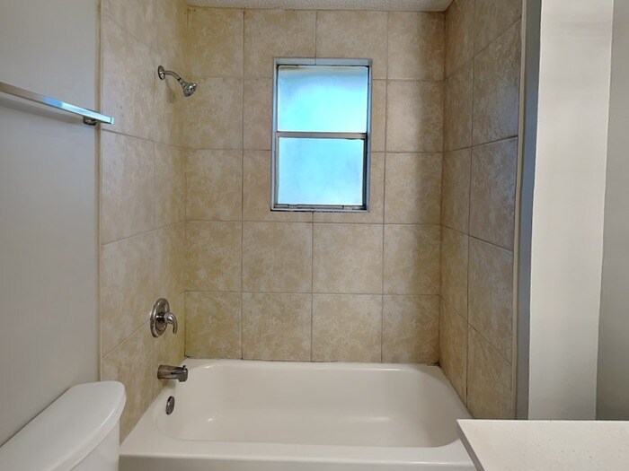 Building Photo - 1111 North St