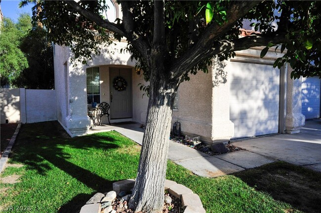 Building Photo - 5432 Royal Vista Ln