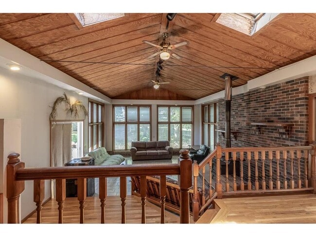 Building Photo - 11197 608th Ave