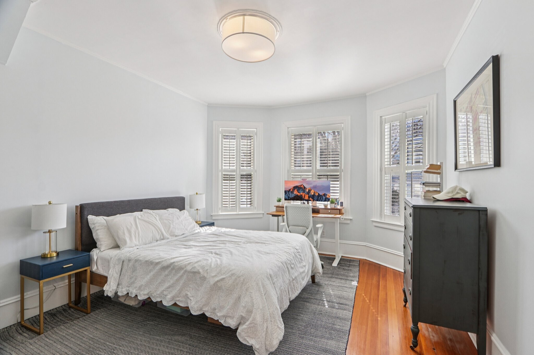 Building Photo - 424 Centre St