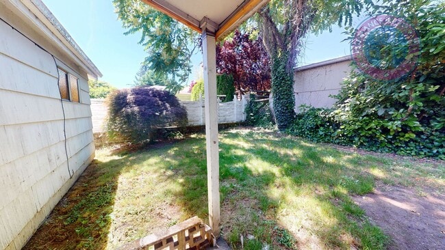 Building Photo - Beaumont - Prime Location!  Great Floor-Plan, Fully Fenced Yard, Pet Friendly!!