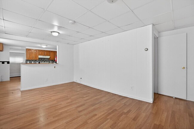 Building Photo - 1290 Baker St