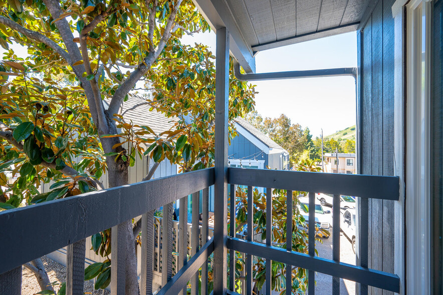 Deck / Balcony - 680 Morro St