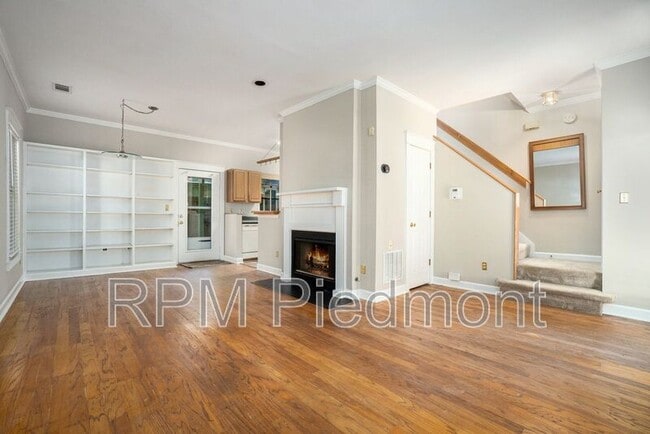 Building Photo - 388 Oakland Ave SE