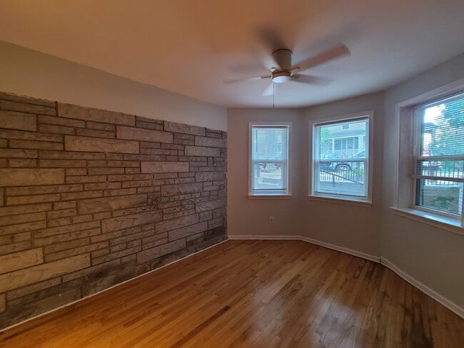 Building Photo - 1531 W Highland Ave