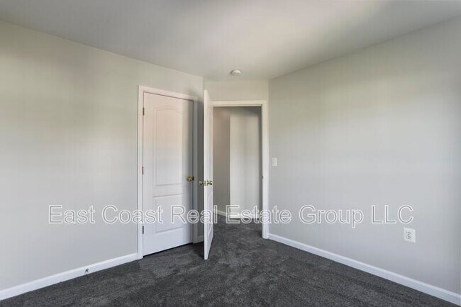 Building Photo - 314 Starkey's Landing
