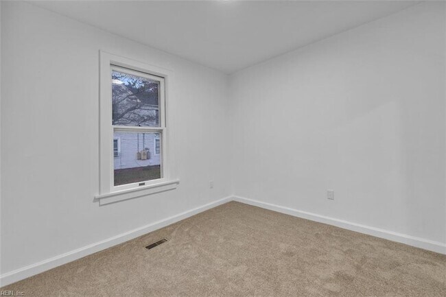 Building Photo - 416 Maryland Ave