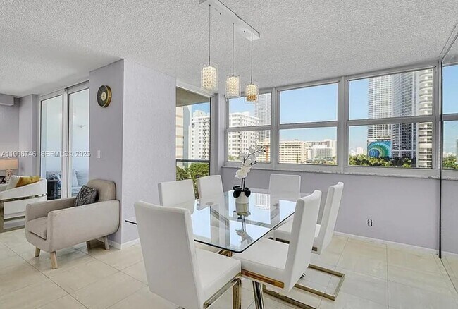 Building Photo - 1880 S Ocean Dr