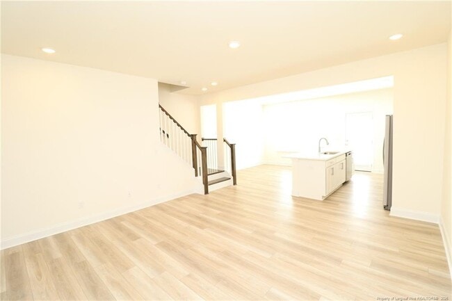 Building Photo - 917 Kensley Grv Ln