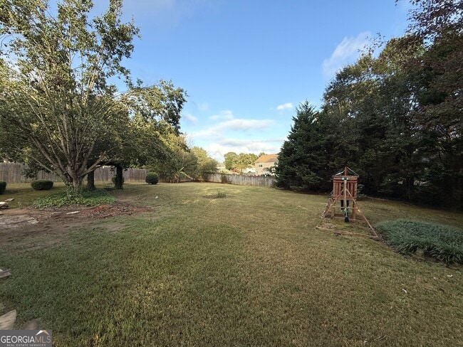 Building Photo - 7235 Coral Lake Dr