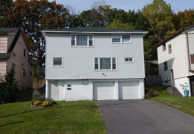 Primary Photo - 1264 Westcott St