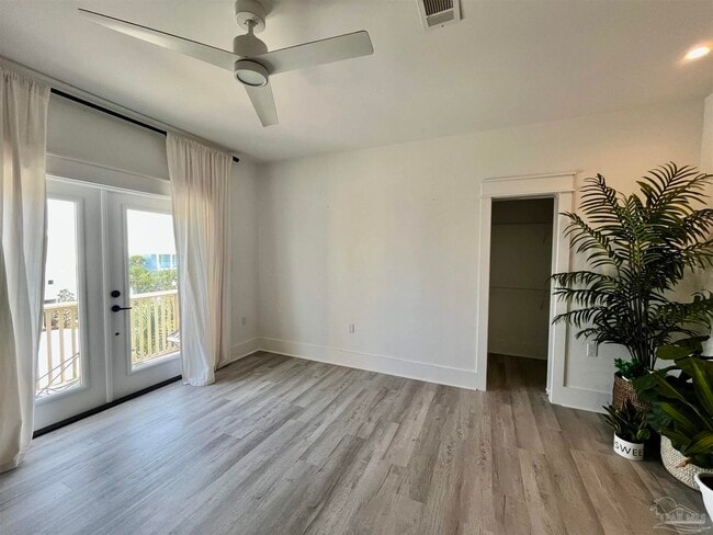 Building Photo - 20 Seashore Dr
