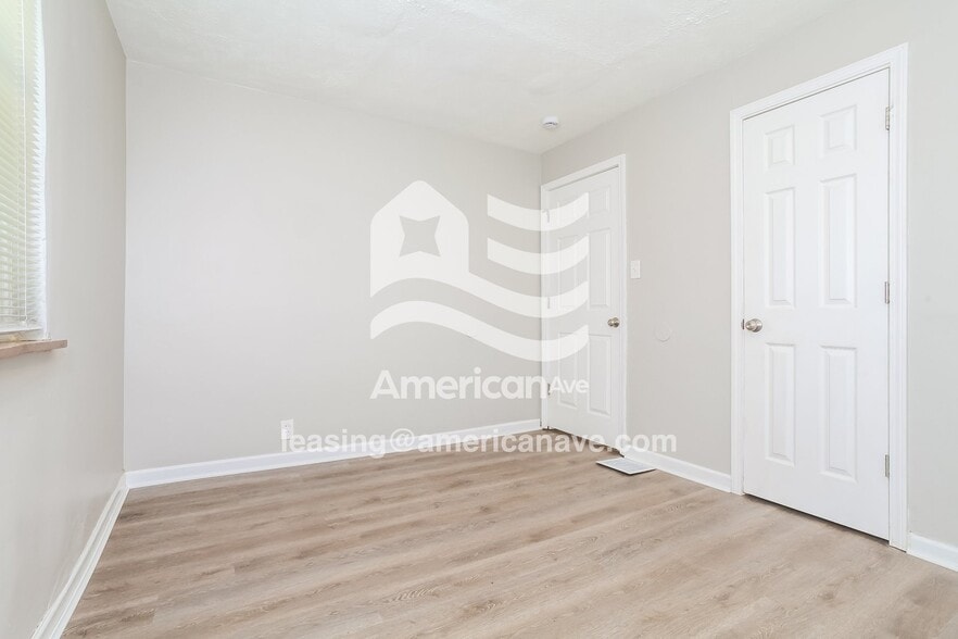 Building Photo - 1726 Gellenbeck St