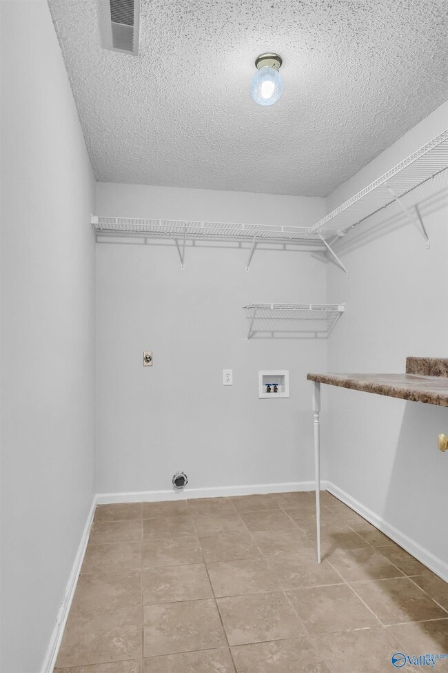 Building Photo - 212 Warfe Ct