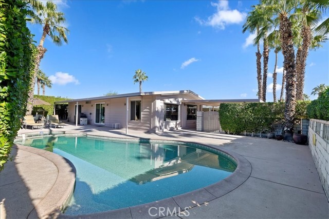 Building Photo - 73182 Palm Greens Pkwy