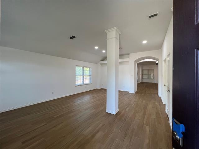 Building Photo - 803 Ridge Point Dr