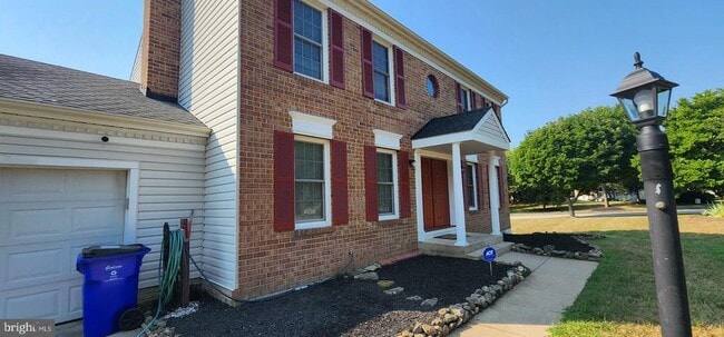 Building Photo - 3145 Elmmede Rd