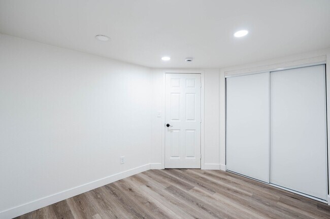 Building Photo - 35070 Ave B