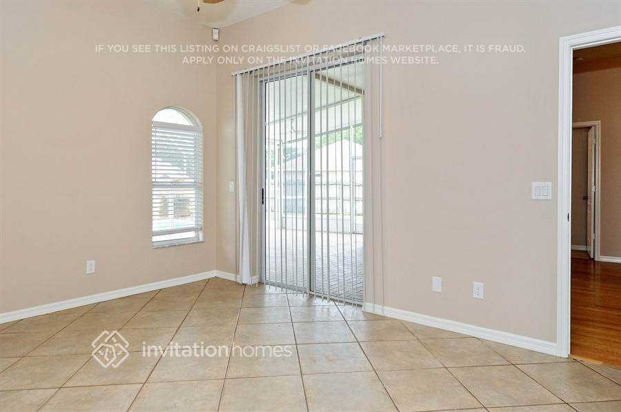 Building Photo - 1410 Golden Squirrel Way