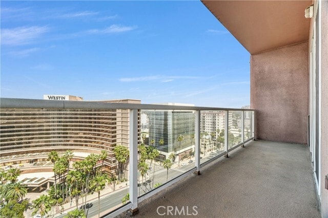 Building Photo - 388 E Ocean Blvd
