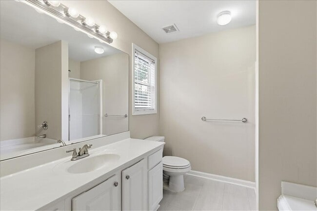 Building Photo - 3199 Liberty Commons Dr NW