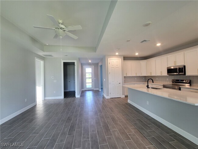 Building Photo - 1807 SW 39th St