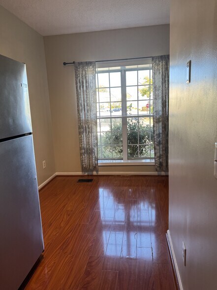 Building Photo - 13527 Highland Mews Pl