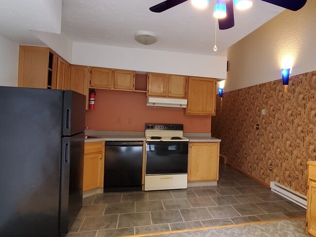 Building Photo - 104 Rittenhouse Ave
