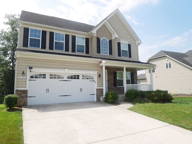 Primary Photo - Elegant 4-Bedroom Single-Family Home with ...