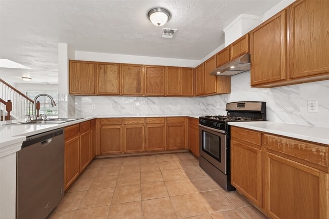 Building Photo - 3807 Brook Garden Ln