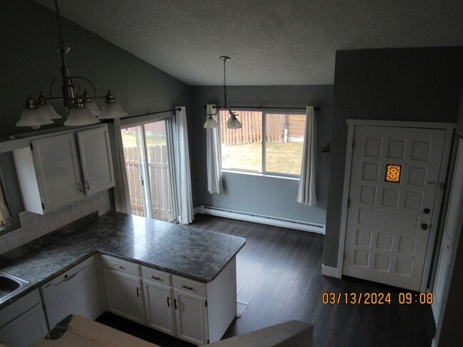 Building Photo - Single family residence in Rifle