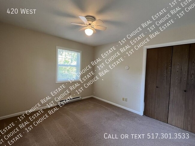 Building Photo - 420 West-
