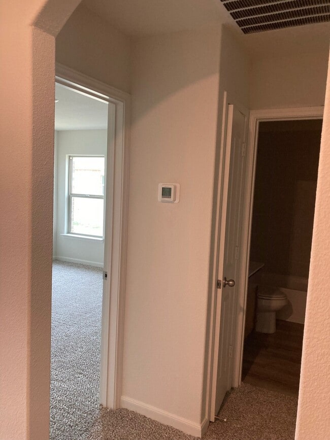 Building Photo - 3007 Boran Dr