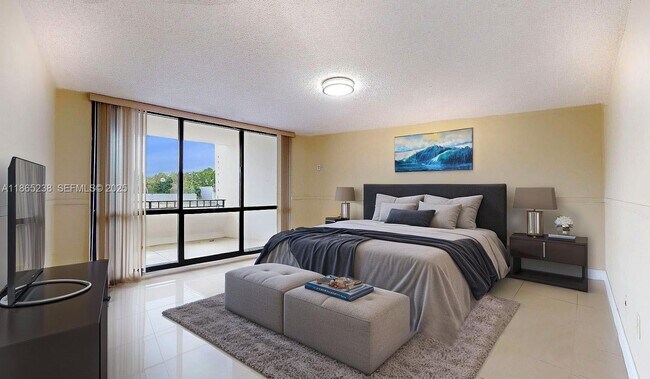 Building Photo - 13953 Kendale Lakes Cir