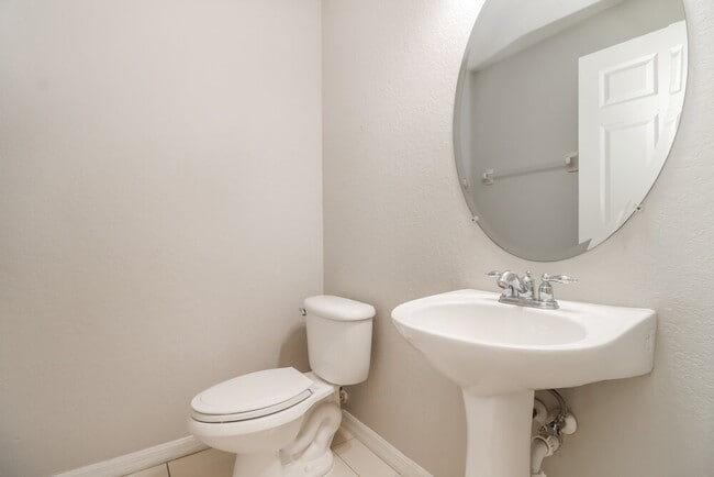 Building Photo - 7041 Opal Dr