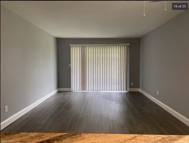 Building Photo - 2203 Gladiola Dr