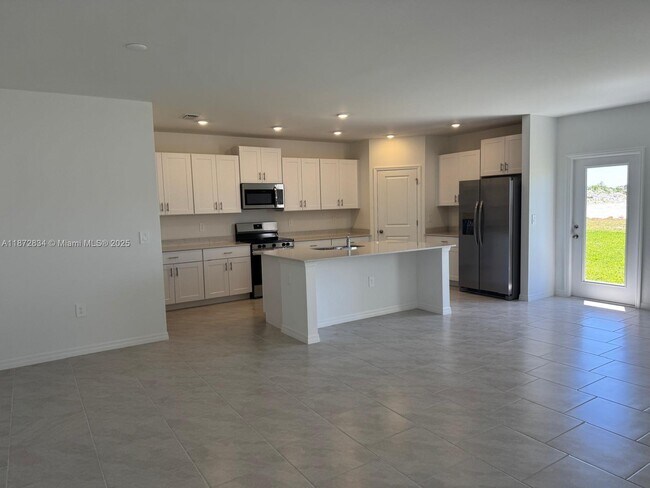 Building Photo - 4123 LATTUCA Ln