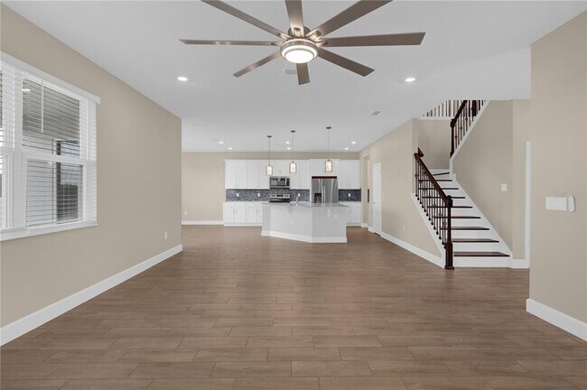 Building Photo - 1964 Burgundy Dr