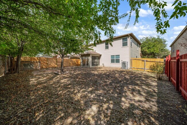 Building Photo - 7719 Mesquite Farm