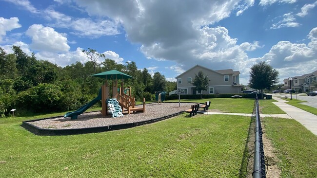 Building Photo - 3/2.5 Town Home in Sawgrass Landing In Orl...